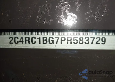 2023 Chrysler Pacifica Touring L z USA, uszkodzony, nr VIN 2C4RC1BG7PR583729